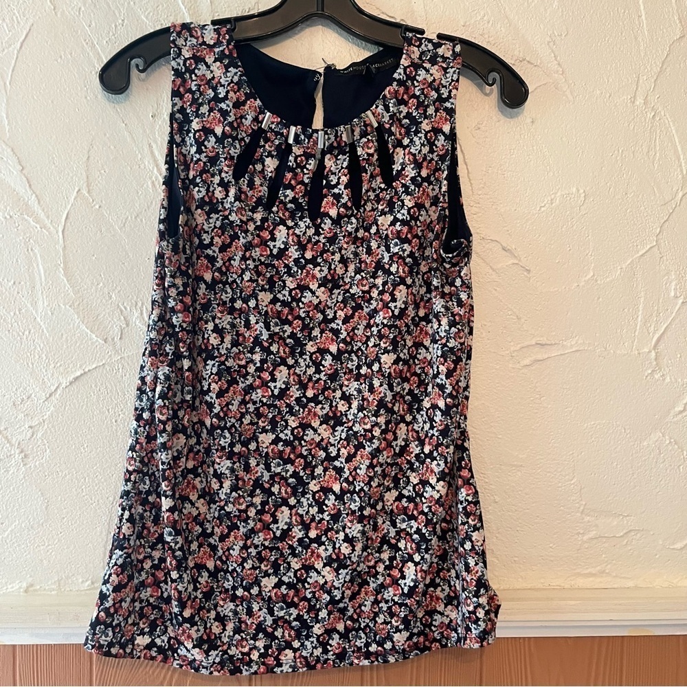 White House Black Market Floral Print Sleeveless Top Size medium
